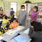 Read more about the article ผอ.สพป.เชียงราย เขต 1 ตรวจเยี่ยมโรงเรียนบ้านป่าอ้อดอนชัย ชื่นชมและให้กำลังใจคณะครู