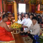 Read more about the article สพป.เชียงราย เขต 1 ร่วมสืบสานประเพณีอันดีงามของไทย ถวายเทียนพรรษาวัดศิริมังคลาราม อำเภอเวียงเชียงรุ้ง