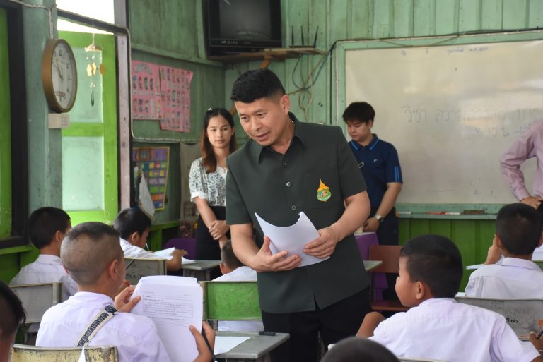Read more about the article สพป.ชร.1 ตรวจเยี่ยมสนามสอบ NT ประเมินคุณภาพของการเรียนการสอน นักเรียน ป.3 โรงเรียนบ้านหัวดอย