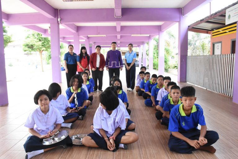 Read more about the article ผอ.สพป.เชียงราย เขต 1 ติดตาม ตรวจเยี่ยมโรงเรียนบ้านน้ำลัด พร้อมเปิดเทอมใหม่