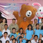 Read more about the article พระอาจารย์เอกชัย สิริญาโณ พาลูกศิษย์จัดกิจกรรมร่วมแบ่งปันความสุข น้องนักเรียนโรงเรียนบ้านท่าสาย