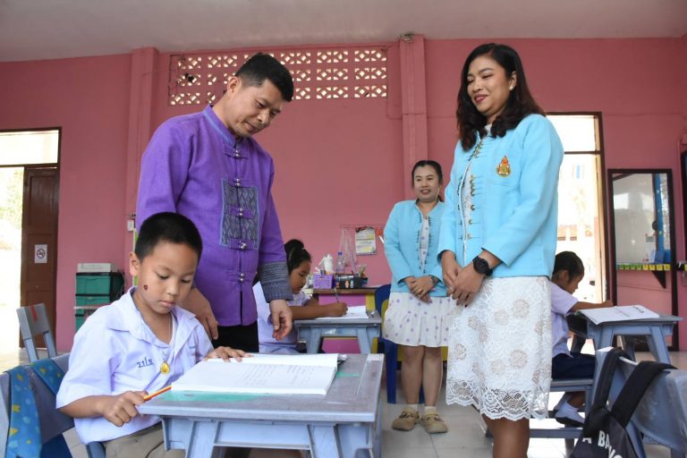 Read more about the article สพป.ชร.1 ตรวจเยี่ยมสนามสอบ RT นักเรียน ป.1 ปีการศึกษา 2567