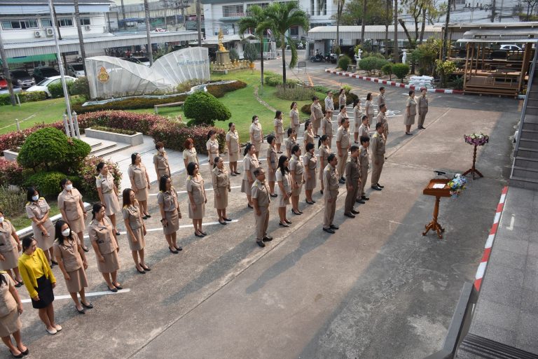 Read more about the article สพป.ชร.1 เข้าแถวเคารพธงชาติ สร้างความจงรักภักดีต่อสถาบันชาติ ศาสนา และ พระมหากษัตริย์ ครั้งที่ 3/2568