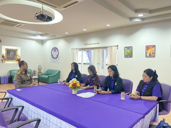 Read more about the article #สพป.ชร.1 เยี่ยมความพร้อมการบริหารจัดการอาหารกลางวันสำหรับนักเรียนระดับมัธยมศึกษาโรงเรียนขยายโอกาส