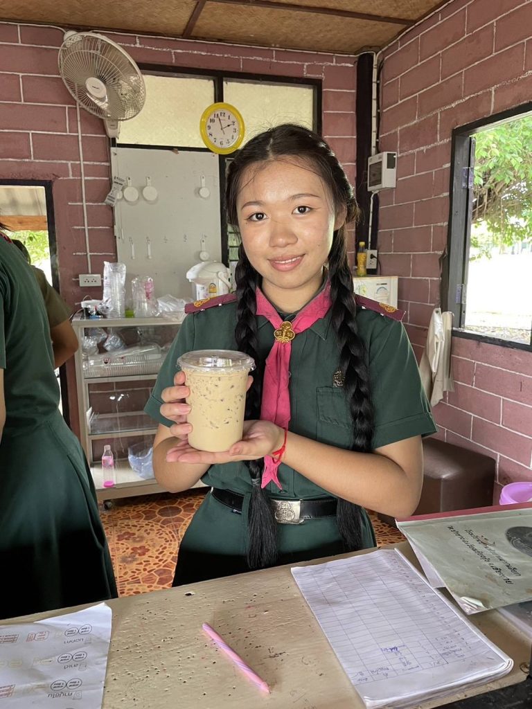 Read more about the article #เสริมสร้างทักษะอาชีพที่จำเป็นแห่งอนาคต(Futrer Skill) และการมีรายได้ระหว่างเรียน โรงเรียนบ้านห้วยหมากเอียก