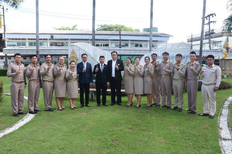 Read more about the article #ผอ.สพป.เชียงราย เขต 1 พบปะและมอบโอวาท ครูผู้ช่วยที่ได้รับการบรรจุแต่งตั้งใหม่ กรณีที่มีความจำเป็นหรือมีเหตุพิเศษ 14 ราย