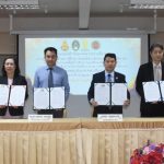 สพป.ชร.1 MOU อาชีวศึกษาจังหวัดเชียงราย และ 2 มหาวิทยาลัย บูรณาการด้านการศึกษาทักษะวิชาชีพในการประกอบอาชีพ มีรายได้ระหว่างเรียน และพัฒนาด้านวิชาการและการปฏิบัติการวิชาชีพทางการบริหารให้กับ ผู้อำนวยการสถานศึกษาและครู