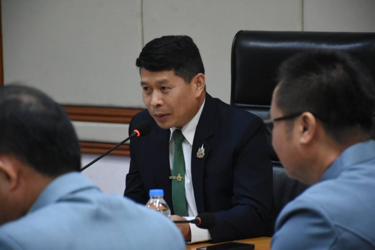 Read more about the article #สพป.ชร.1 ประชุมคณะกรรมการกำหนดรายชื่อรางวัลยกย่องเชิดชูเกียรติเพื่อประกอบการพิจารมาเลื่อนเงินเดือน