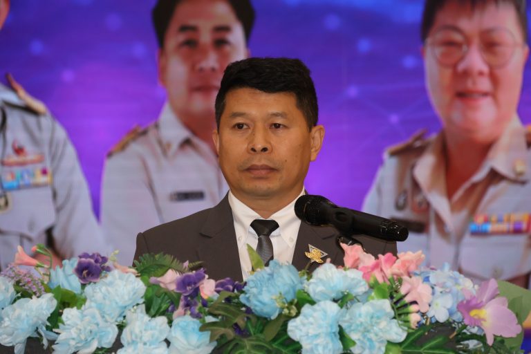 Read more about the article สพป.ชร.1 เปิดงานศิลปหัตถกรรมนักเรียน ครั้งที่ 73 ประจำปีการศึกษา 2568 ระดับกลุ่มโรงเรียนเมืองเหนือ