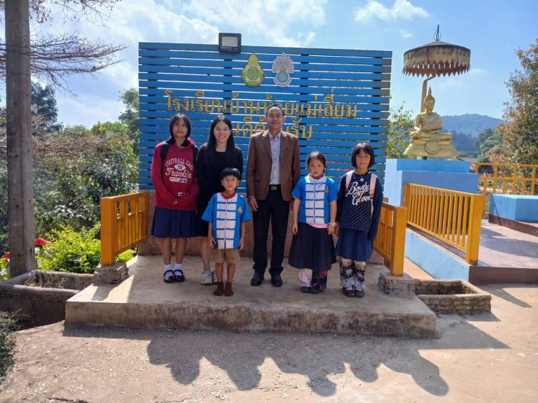 Read more about the article สพป.เชียงราย เขต 1 ลงพื้นที่ตรวจให้กำลังใจ สนามสอบ O-NET โรงเรียนบ้านห้วยแม่เลี่ยม ระดับมัธยมศึกษาปีที่ 3 ด้วยรูปแบบดิจิทัล