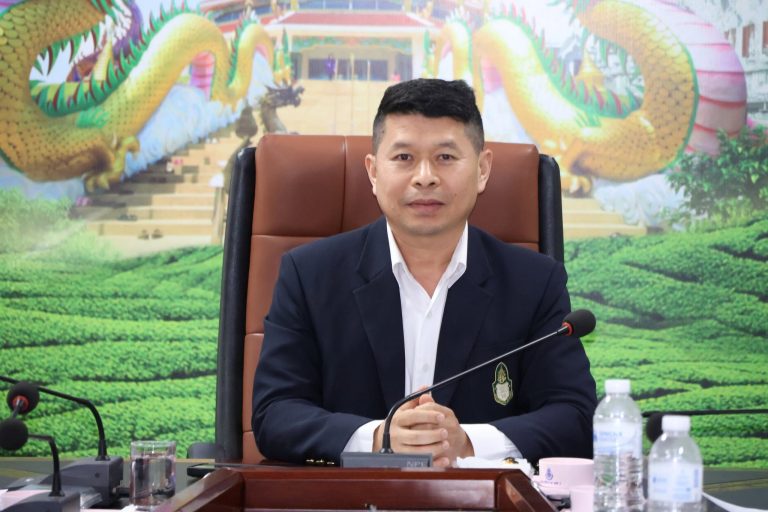 Read more about the article สพป.ชร.1 ประชุมคณะกรรมการ ดำเนินการ สอบภาค ค เพื่อสร้างมาตรฐานเดียวกันในการประเมินผู้เข้าสอบ