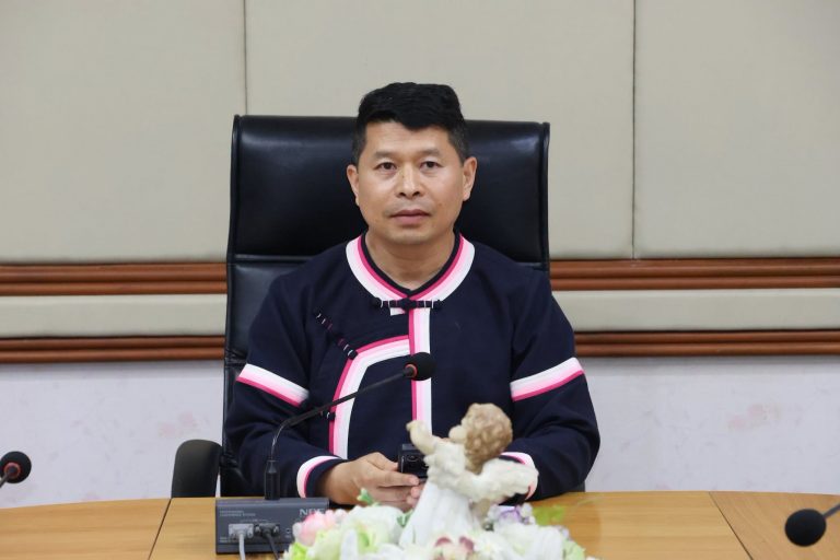Read more about the article สพป.ชร.1 ประชุมกรรมการพิจารณาคัดเลือกผลงาน Best Practice การจัดการเรียนรู้ด้วยสื่อเทคโนโลยีดิจิทัล ผ่านระบบคลังสื่อดิจิทัล “เรียนดี มีความสุข”