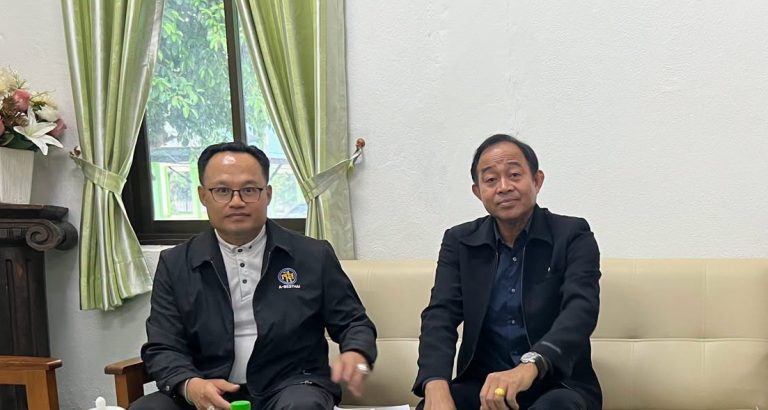 Read more about the article ลงพื้นที่สัมภาษณ์เชิงลึก (In-depth lnterview) ผู้บริหารสถานศึกษา เรื่อง การประเมินโครงการคอนเน็กซ์อีดี (CONNEXT ED) ของสำนักงานเขตพื้นที่การศึกษาภาคเหนือ