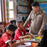 Read more about the article ก.ต.ป.น. สพป.ชร.1 ลงพื้นที่ นิเทศการศึกษา ตรวจเยี่ยม ให้ความช่วยเหลือด้านการบริหารงาน 4 ด้าน โรงเรียนบ้านนางแล